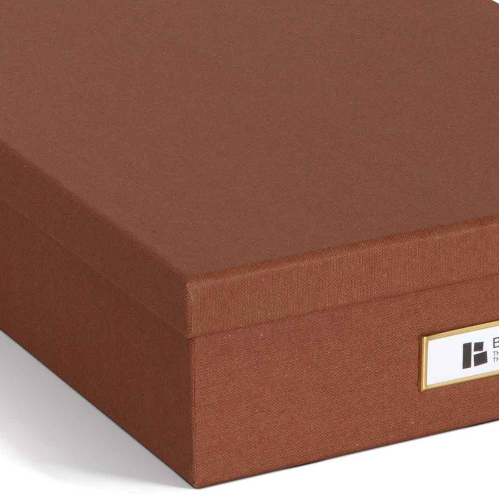 Storage box A4 +, BIGSO OSKAR RESTORE, 35 x 26 x H 8,5 cm, Sienna in the group Storage / Storage boxes / BigSo storage boxes at SmartaSaker.se (40786)