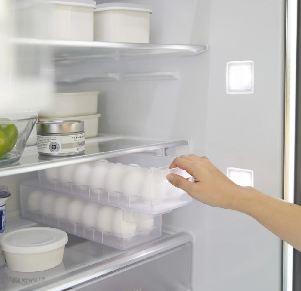 Storage box for 14 Eggs, Stackable, TOWER MODERN EGG TRAY , Yamazaki, Tranparent in the group Storage / Kitchen storage / Fridge storage at SmartaSaker.se (40792)