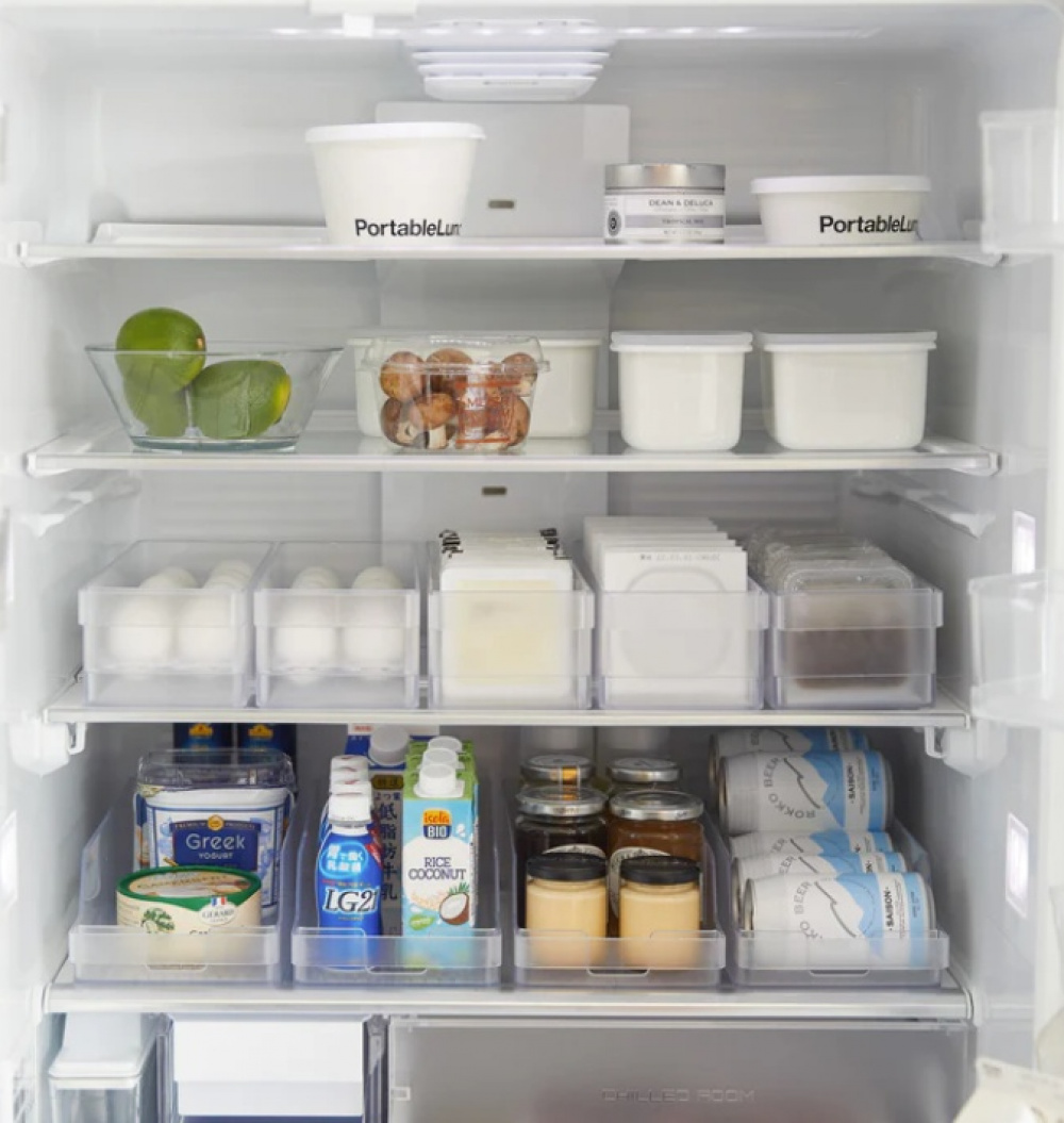 Storage box for 14 Eggs, Stackable, TOWER MODERN EGG TRAY , Yamazaki, Tranparent in the group Storage / Kitchen storage / Fridge storage at SmartaSaker.se (40792)