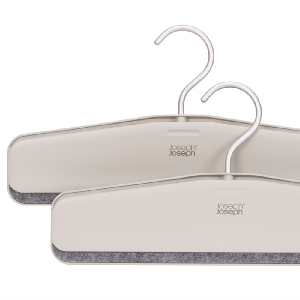 Clamping Hangers, Set of 2, ORDERLY EASY GRIP, Joseph Joseph, Ecru in the group Storage / Wardrobe storage / Hangers and hooks at SmartaSaker.se (40900)