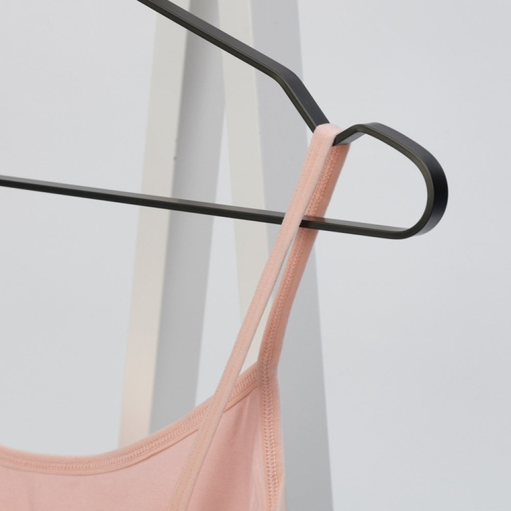 Aluminium Hangers, Set of 4, BRABANTIA NO STRETCH, 42 cm in the group Storage / Wardrobe storage / Hangers and hooks at SmartaSaker.se (40905)