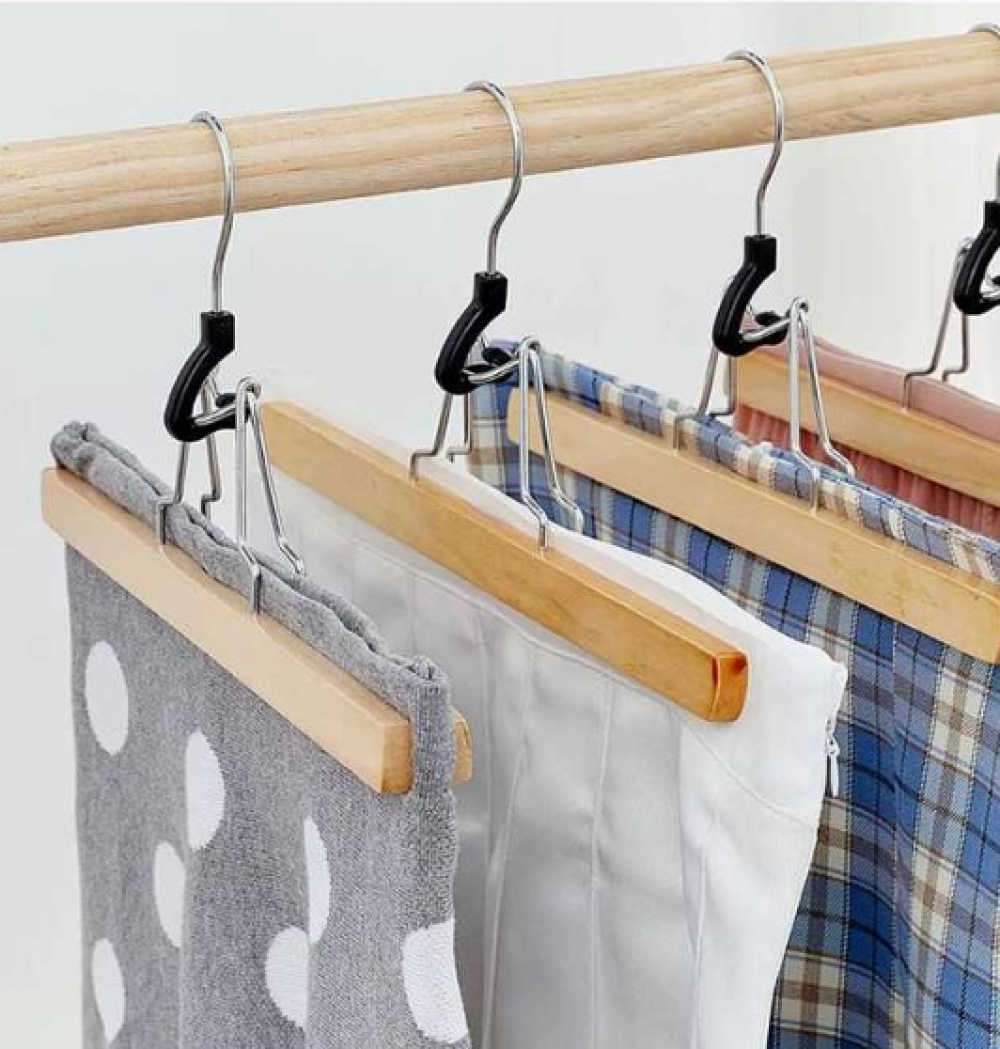 Clamping Hangers, wood, Set of 3, PREMIUM, Nature in the group Storage / Wardrobe storage / Hangers and hooks at SmartaSaker.se (40907)