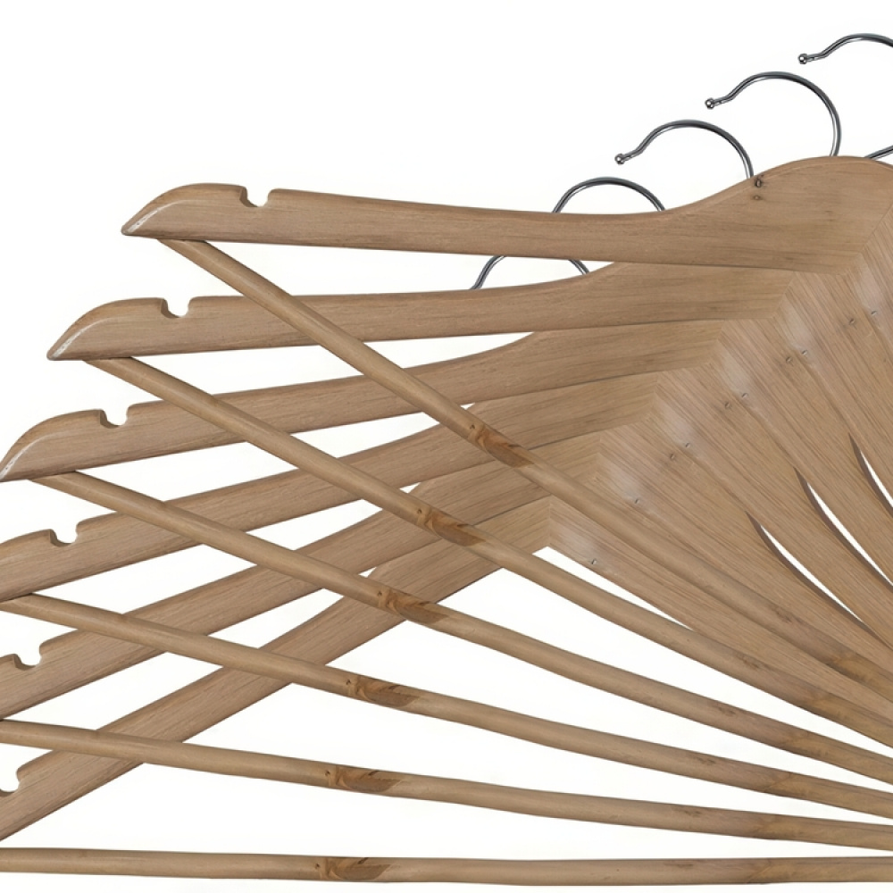 Coat Hangers in Wood, Set of 3, MISTER PACK, 44 cm, Nature in the group Storage / Wardrobe storage / Hangers and hooks at SmartaSaker.se (40910)