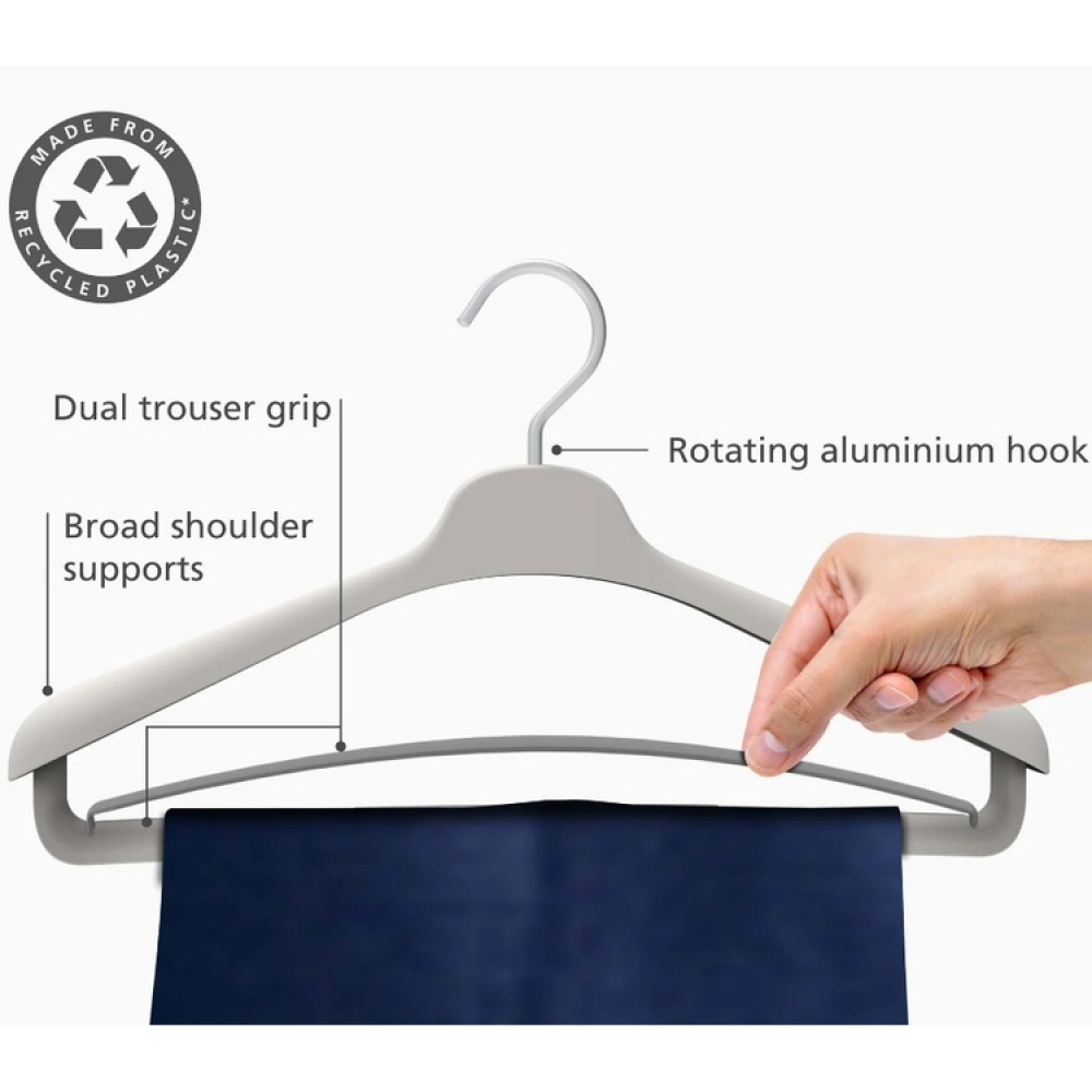 Hangers, Set of 2, ORDERLY SUIT HANGERS, Joseph Joseph, 42 cm, Ecru in the group Storage / Wardrobe storage / Hangers and hooks at SmartaSaker.se (40914)