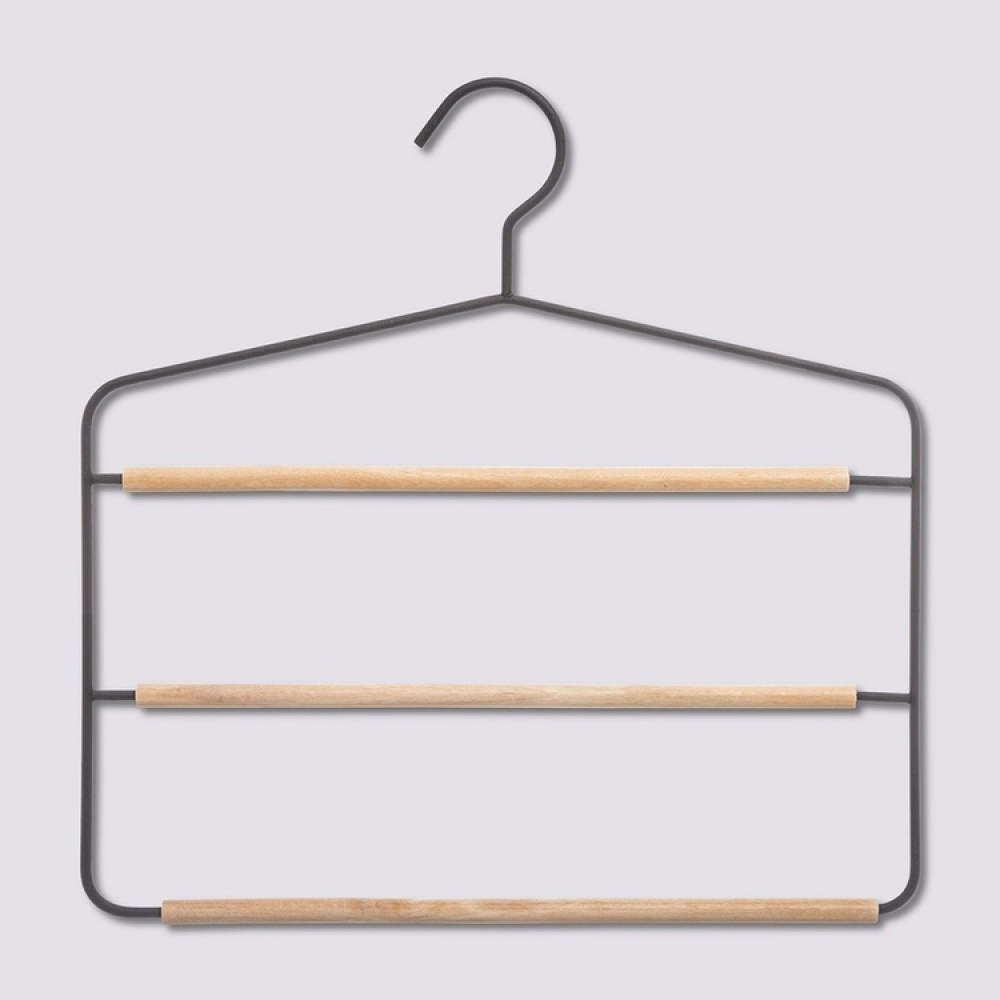 Hanger, Metal and Wood, STRONG 3-PANTS HANGER, 34 x H 36 cm, Black / Nataural in the group Storage / Wardrobe storage / Hangers and hooks at SmartaSaker.se (40932)