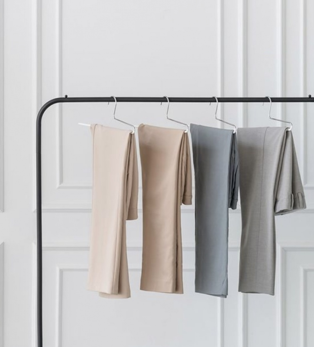 Hanger for Trousers, Anti-Slip, MAWA HOSENBÜGEL, 35 cm, White / Silver in the group Storage / Wardrobe storage / Hangers and hooks at SmartaSaker.se (40935)