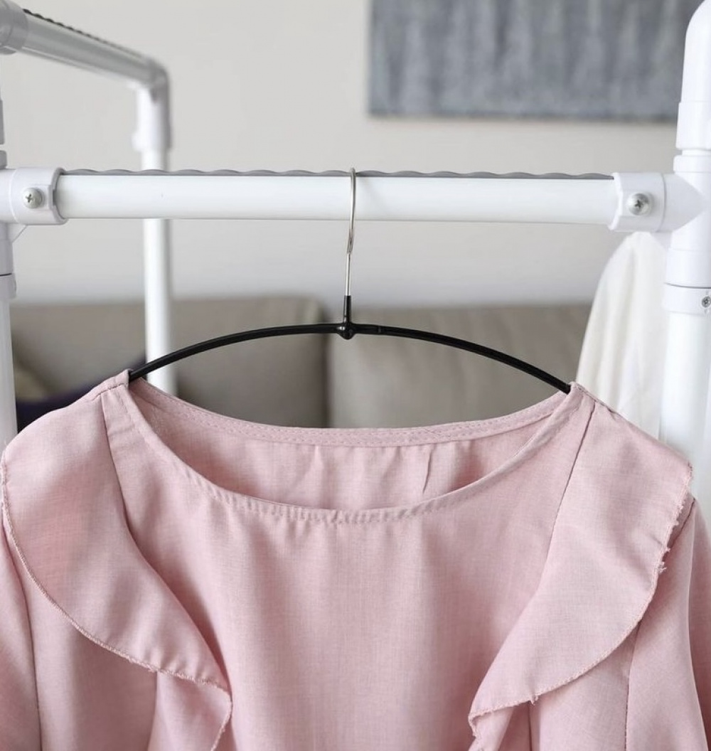 Hanger for Sweaters and T-shirts. MAWA OBERTEILBÜGEL, 46 cm in the group Storage / Wardrobe storage / Hangers and hooks at SmartaSaker.se (40954)