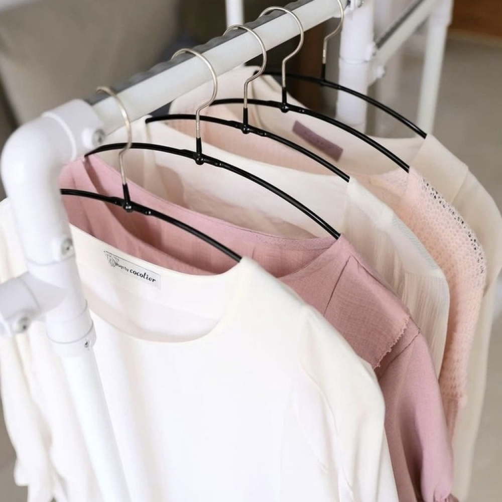 Hanger for Sweaters and T-shirts. MAWA OBERTEILBÜGEL, 40 cm in the group Storage / Wardrobe storage / Hangers and hooks at SmartaSaker.se (40956)