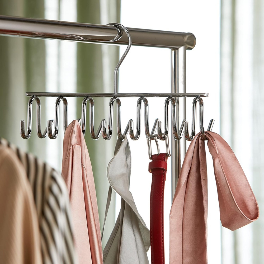 Hanger in metal for ties and belts, AXIS, Silver in the group Storage / Wardrobe storage / Hangers and hooks at SmartaSaker.se (40962)