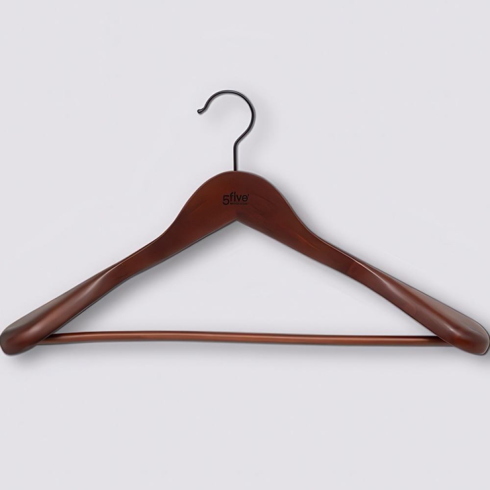 Wood hanger for suits, THE ORGINAL WIDE SHOULDER, 45 cm, Nature in the group Storage / Wardrobe storage / Hangers and hooks at SmartaSaker.se (40970)