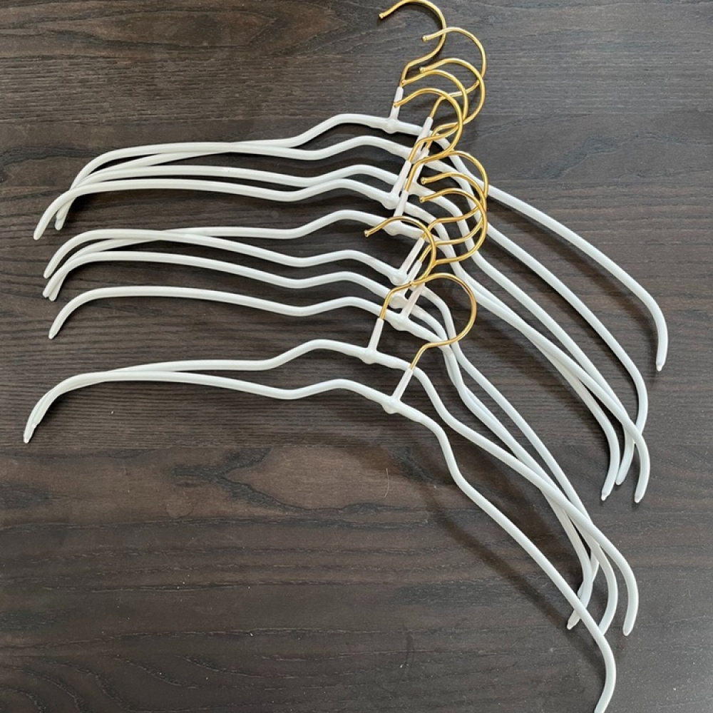 Hanger, Extra thin, Anti-Slip, MAWA SILHOUETTE LIGHT, 42 cm, White / Gold in the group Storage / Wardrobe storage / Hangers and hooks at SmartaSaker.se (40981)