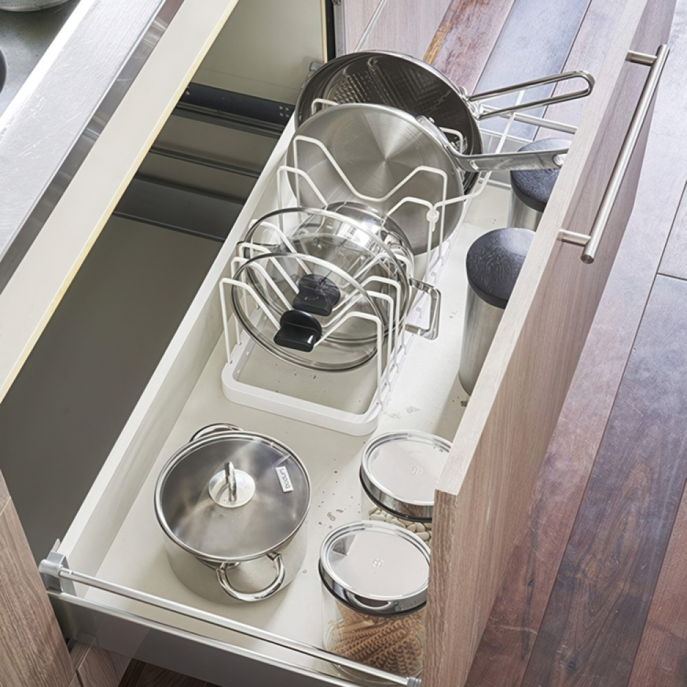 Lids & Pans organizer, Adjustable 45 - 82 cm, TOWER, Yamazaki, white in the group Storage / Kitchen storage / Kitchen cabinet organizers at SmartaSaker.se (41047)