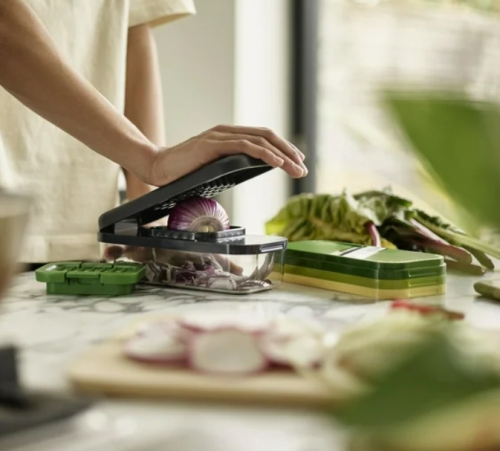 Chop, Grate and Slice, 4-IN-1 MULTI-PREP, Joseph Joseph, Green / Yellow in the group Storage / Kitchen storage at SmartaSaker.se (41058)