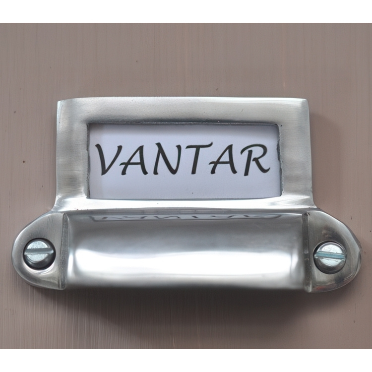 Handle with label holder, EXMEZ, 7 x H 4 cm, Silver in the group Storage / Magnets and adhesives / Signs and labels at SmartaSaker.se (41063)