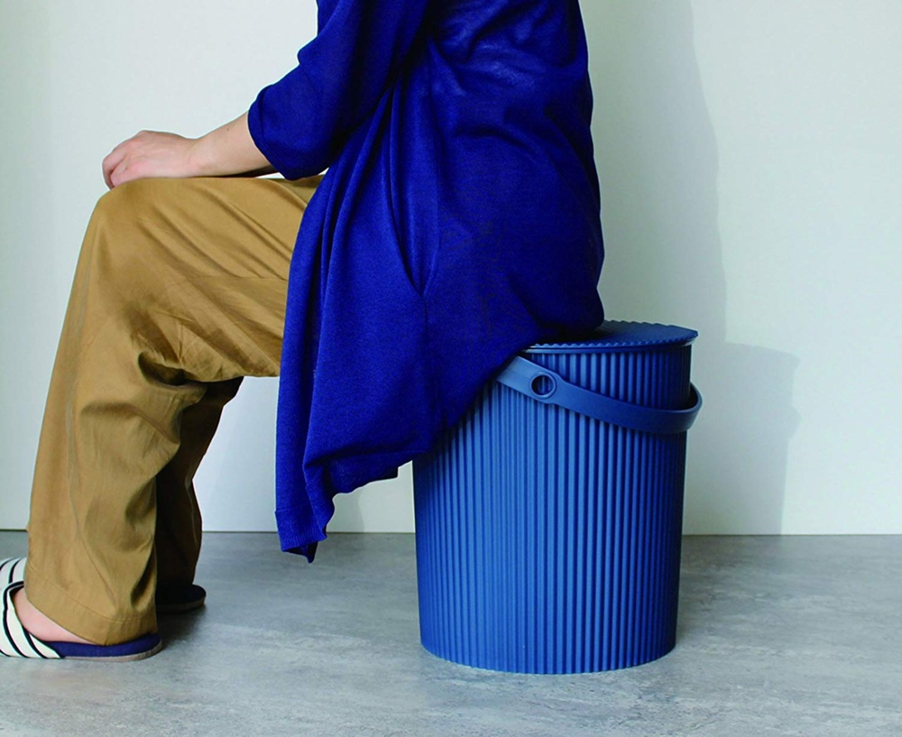 Bucket / basket with lid, MEDIUM OMNIOUTIL, 10 L, Navy in the group Storage / Storage room and garage / Baskets and buckets at SmartaSaker.se (41121)