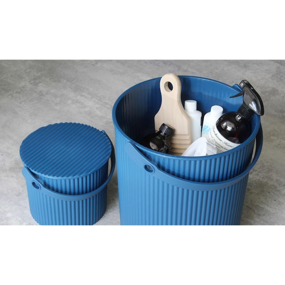 Bucket / basket with lid, MEDIUM OMNIOUTIL, 10 L, Navy in the group Storage / Storage room and garage / Baskets and buckets at SmartaSaker.se (41121)