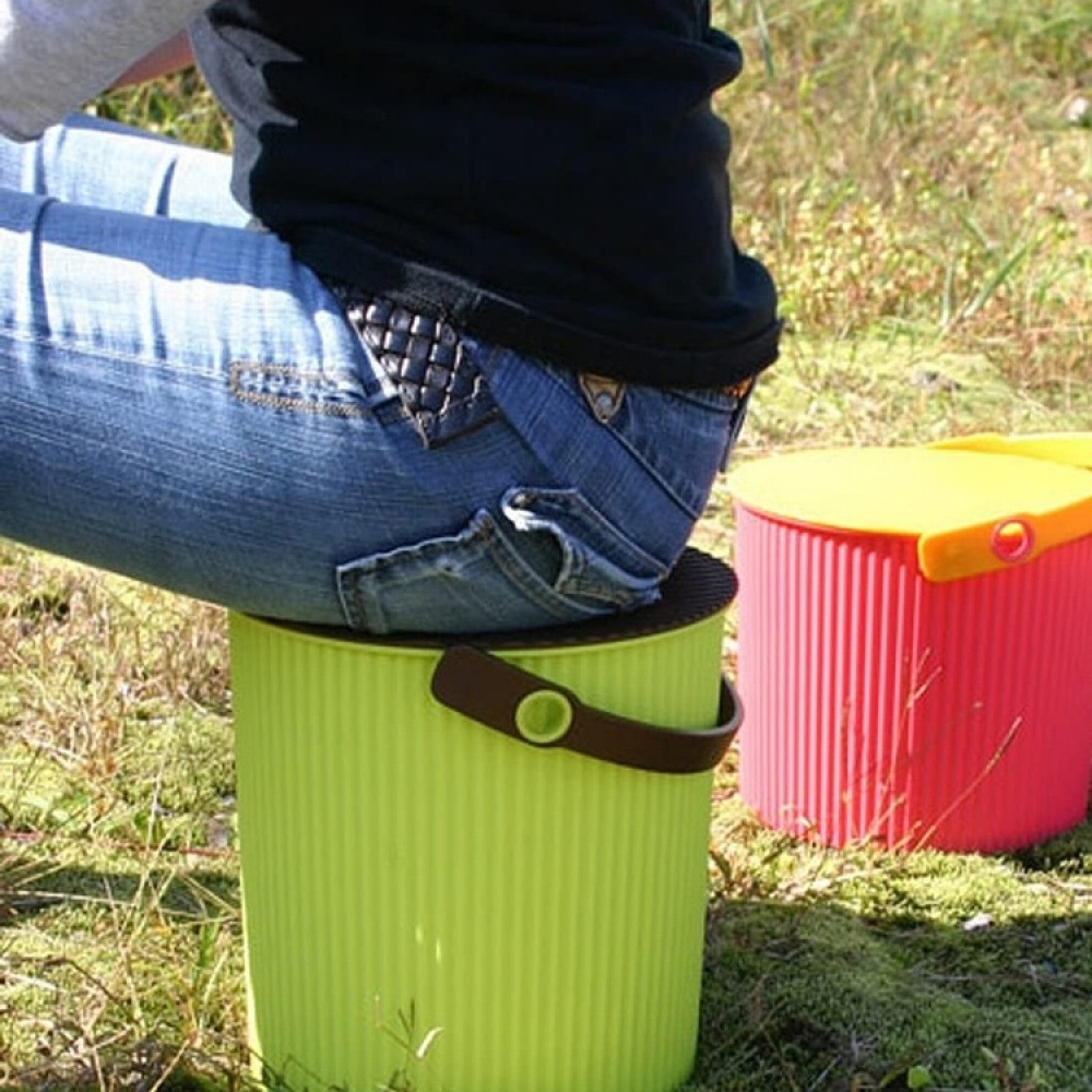 Bucket / basket with lid, SMALL OMNIOUTIL, 8L, Vivid Green in the group Storage / Storage room and garage / Baskets and buckets at SmartaSaker.se (41145)