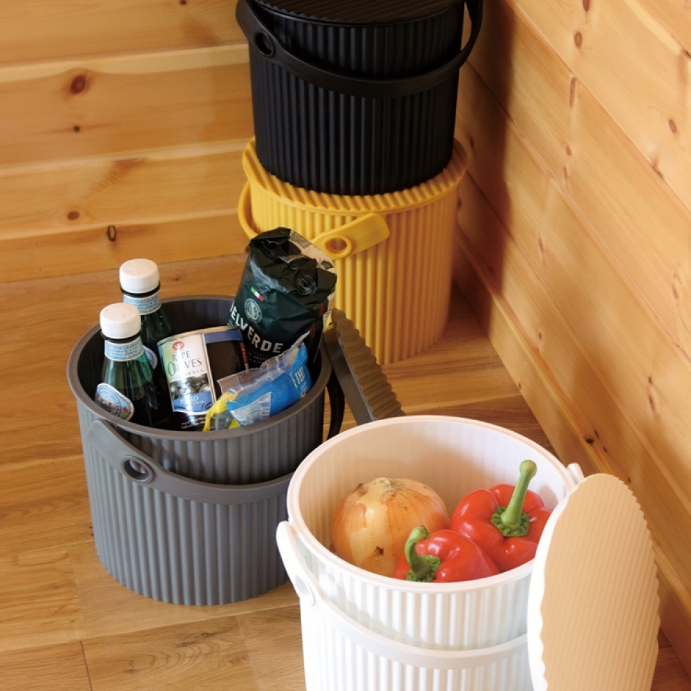 Bucket / basket with lid, MINI OMNIOUTIL, 4 L, Vivid Purple in the group Storage / Storage room and garage / Baskets and buckets at SmartaSaker.se (41151)