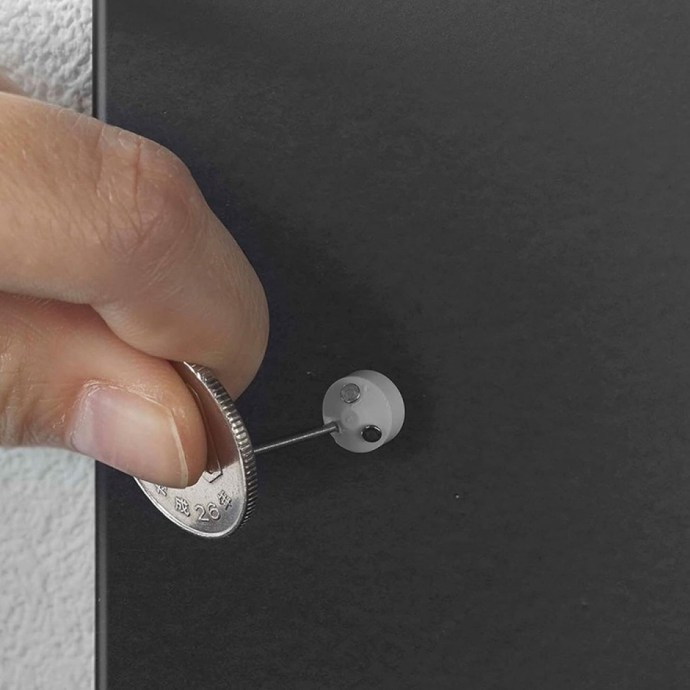 Shelf in metal, TOWER CORNER SHELF, Yamazaki, Black in the group Storage / Bedroom storage at SmartaSaker.se (41183)