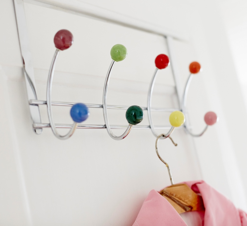 Hanger over the door, BONNY, 4 colorful hooks in the group Storage / Bedroom storage / Over door hooks at SmartaSaker.se (41295)