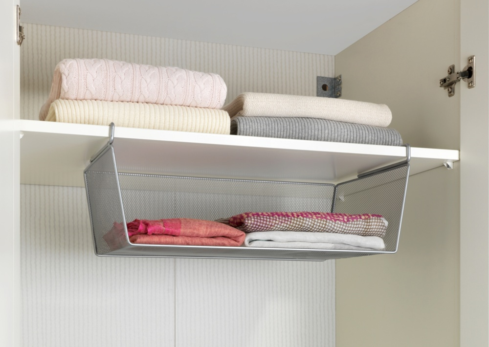 Under Shelf Storage Rack, Large, REGALEINHÄNGEKORB, 49 x 28 x H 18 cm, Silver-Grey in the group Storage / Kitchen storage / Kitchen cabinet organizers / Under shelf storage at SmartaSaker.se (41309)