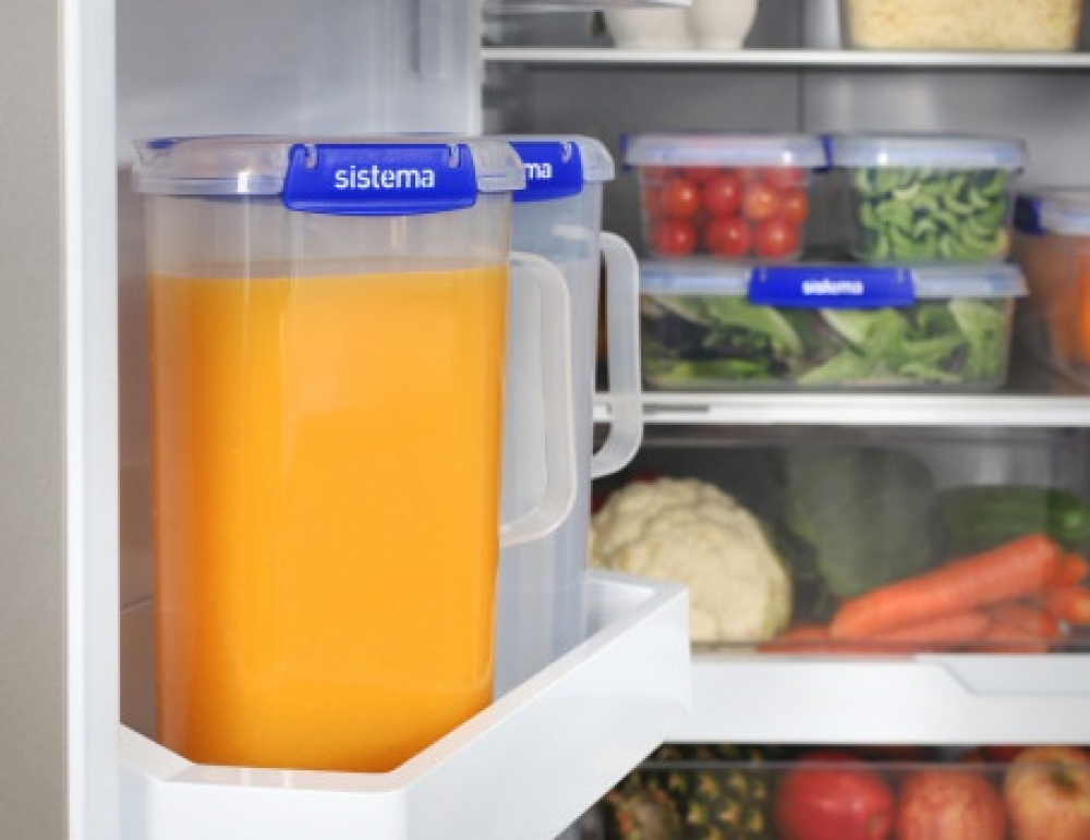Jug with lid, 2 L, KLIP IT PLUS JUICE, Clear / Blue in the group Storage / Kitchen storage / Storage bins and jars / Sistema at SmartaSaker.se (41347)