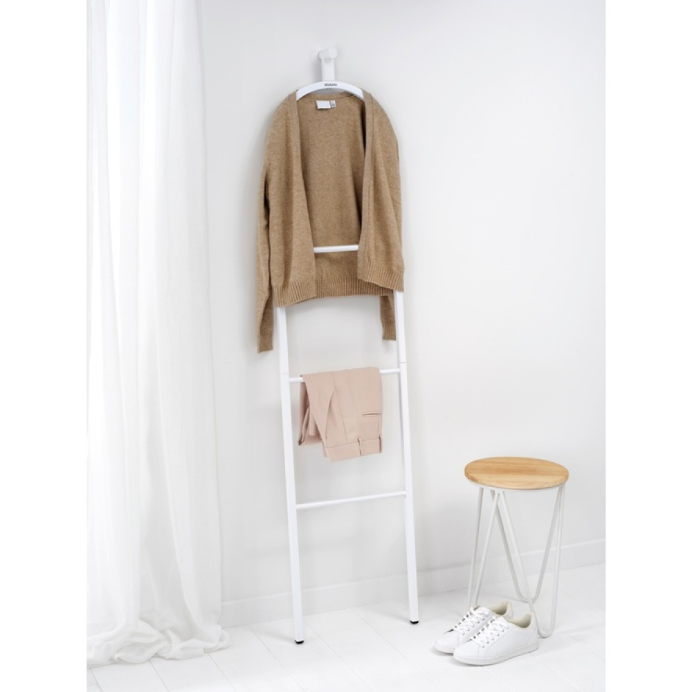 Leaning Ladder Clothes Rack, BRABANTIA LINN DRESSBOY, 38 x H 168 cm in the group Storage / Bedroom storage / Clothes racks at SmartaSaker.se (41376)