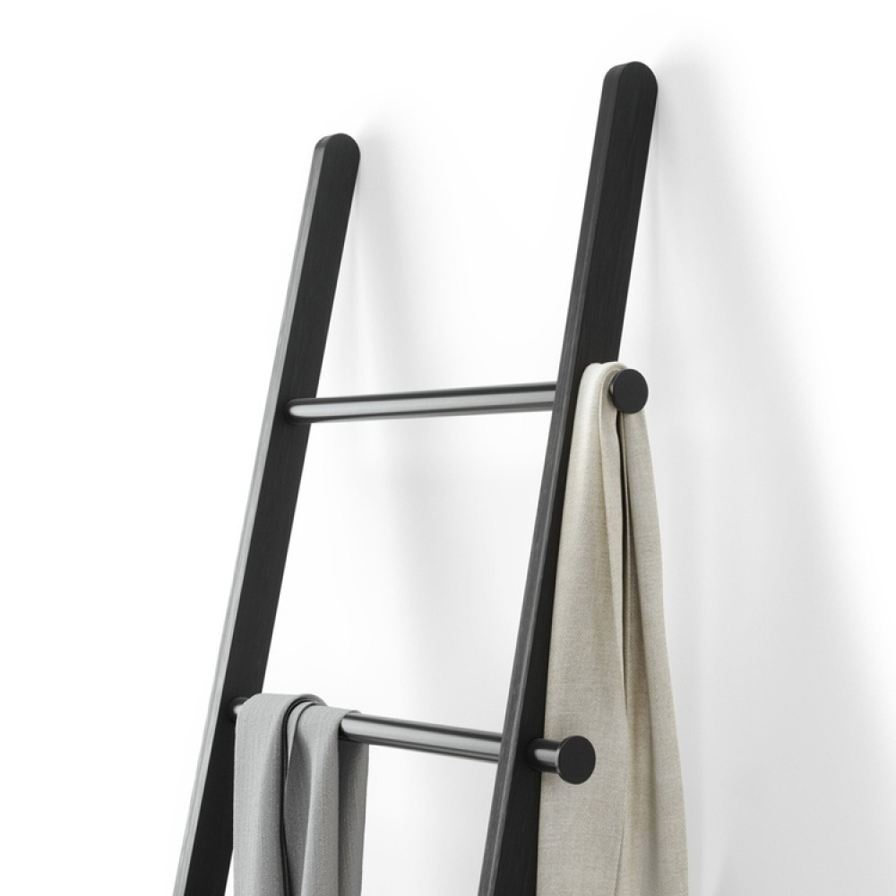 Clothes rack, LEANA LADDER, 51 x H 152 cm, Umbra in the group Storage / Bedroom storage / Clothes racks at SmartaSaker.se (41377)