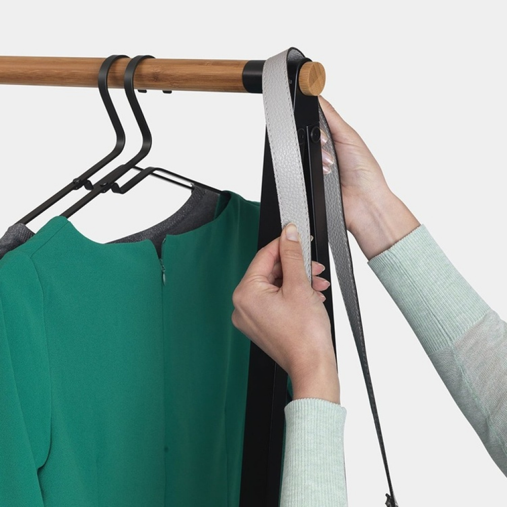 Clothing rack with Shelves, BRABANTIA LINN SMALL, 60,6 x 57 x H 190 cm in the group Storage / Bedroom storage / Clothes racks at SmartaSaker.se (41385)
