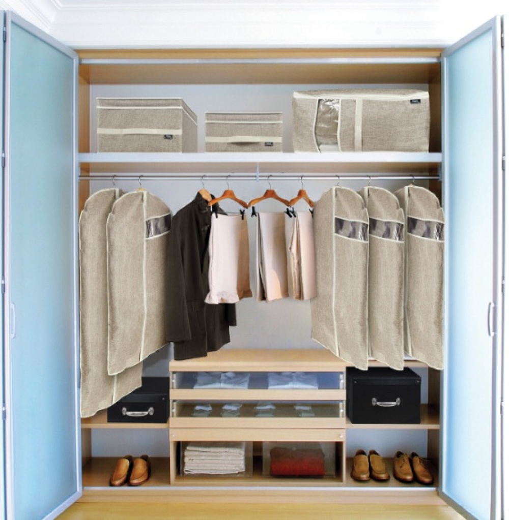 Dress cover / Garment bag, Short, MAISON, 60 x H 100 cm, Sand in the group Storage / Wardrobe storage / Garment covers at SmartaSaker.se (41419)