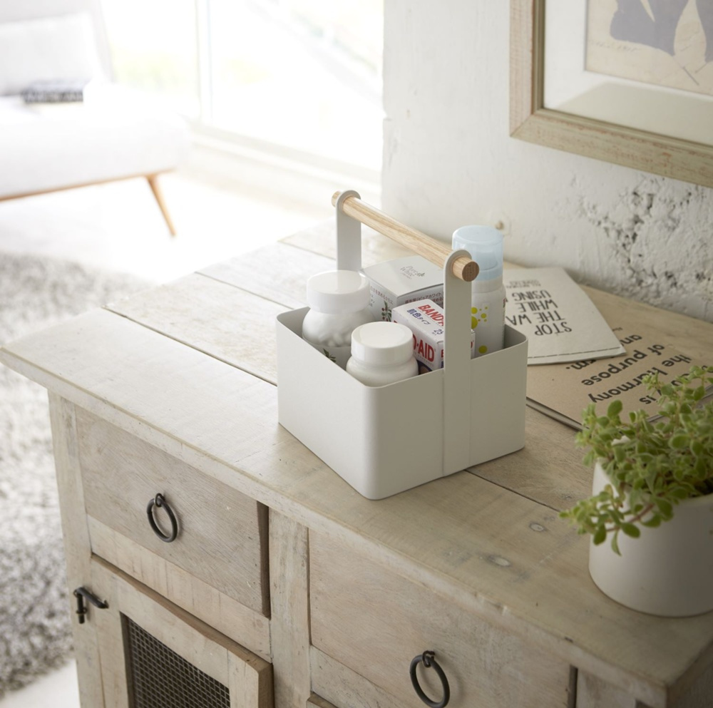Tool box with wooden handel, TOSCA , 16 x 13 x H 16 cm, Yamazaki, White in the group Storage / Cleaning and waste sorting / Cleaning baskets at SmartaSaker.se (41484)