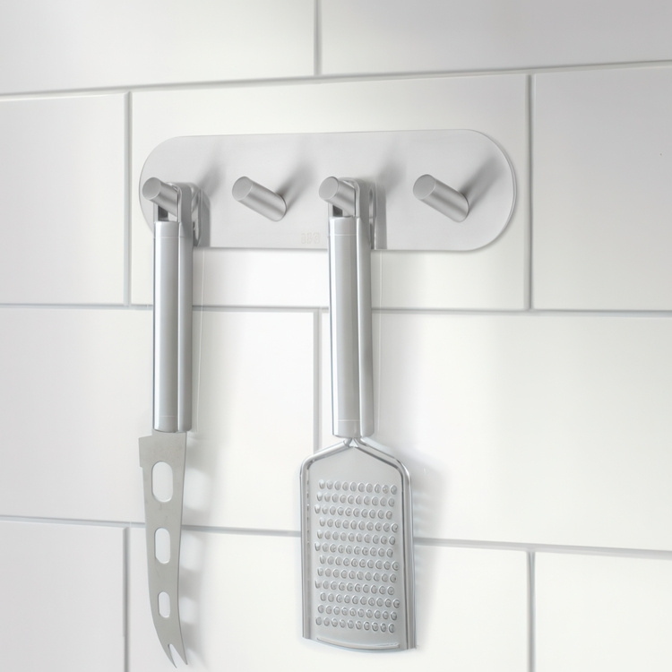 Four hook, Self-adhesive, Round, BESLAGSBODEN, 19,2 x H 4,8 cm, Brushed stainless steel in the group Storage / Magnets and adhesives / Self-adhesive hooks at SmartaSaker.se (41584)