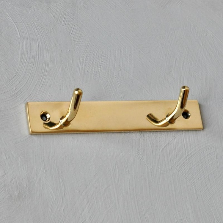 Double hook, EXMEZ RAK, 13 x H 2 cm, Shiny Brass in the group Storage / Hallway storage / Hooks and hangers at SmartaSaker.se (41588)