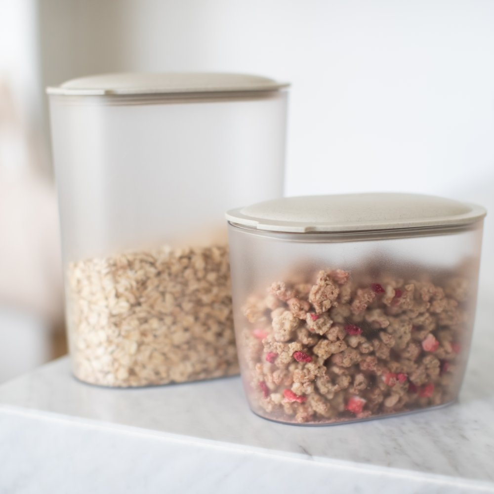 Container, Airtight, 2,5 L, KOIZOL CONNECT ORGANIC OVAL STORAGE LARGE, Transparent / Beige in the group Storage / Kitchen storage at SmartaSaker.se (41679)