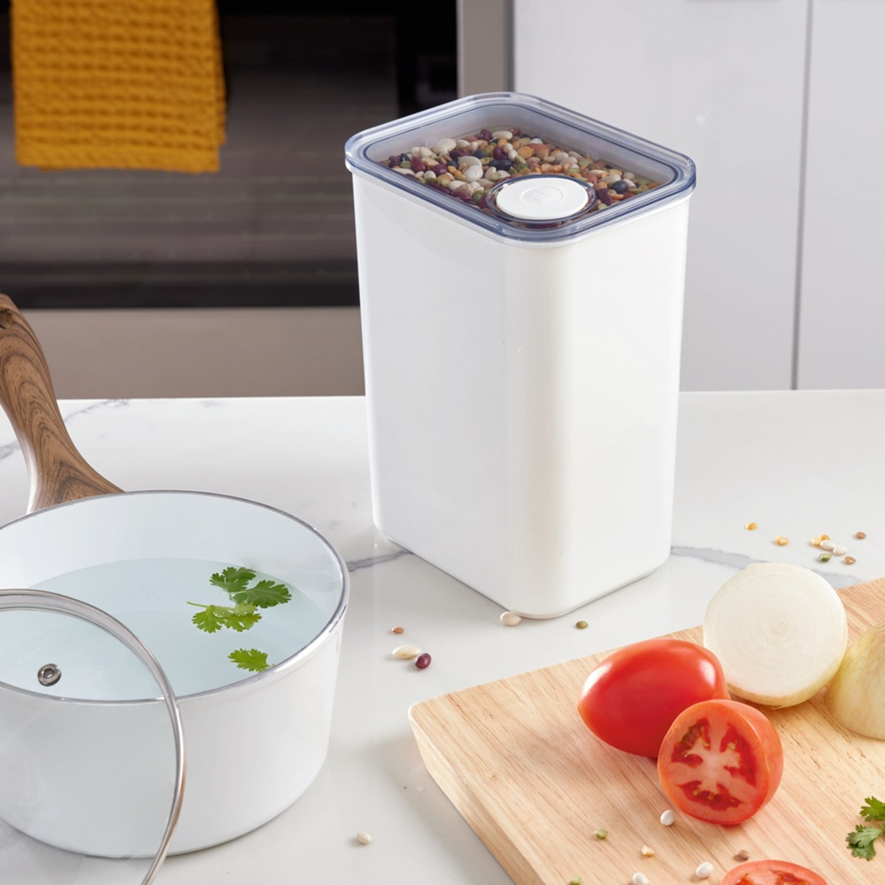 Airtight Container, iD POUR LID LARGE CANISTER, 12,1 x 16,2 x H 22,2 cm, White / Transparent in the group Storage / Kitchen storage / Storage bins and jars at SmartaSaker.se (41705)