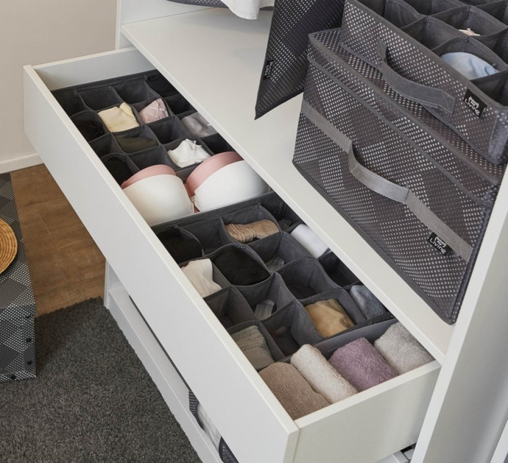 Dresser organizer 16 compartments, PIXEL DRAWER ORGANISER, 32 x 32 x H 8 cm, Grey in the group Storage / Wardrobe storage / Sorting boxes at SmartaSaker.se (41758)