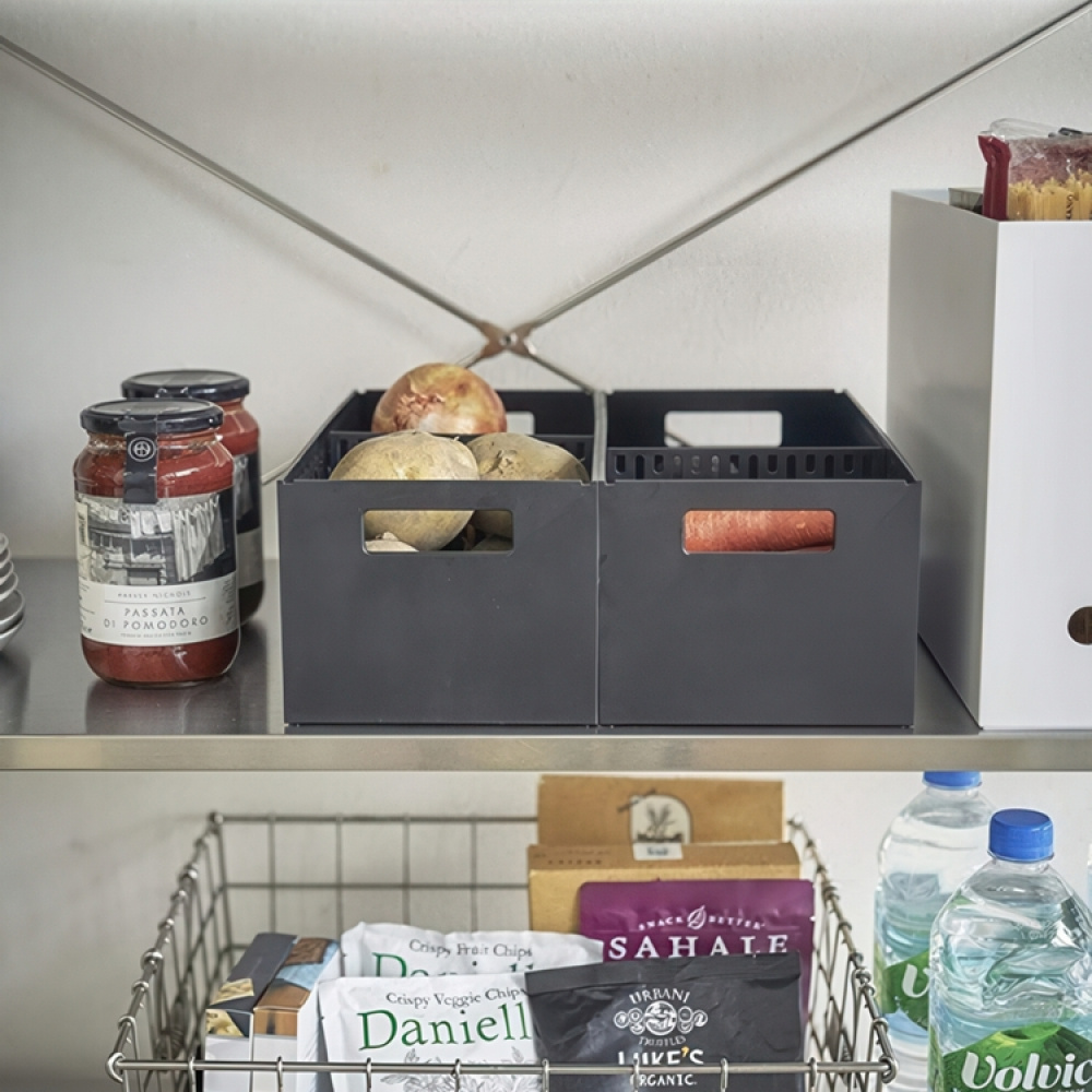 Basket for Vegetables, YAMAZAKI TOWER, 15,3 x 32 x H 12,2 cm in the group Storage / Kitchen storage / Kitchen cabinet organizers at SmartaSaker.se (41789)