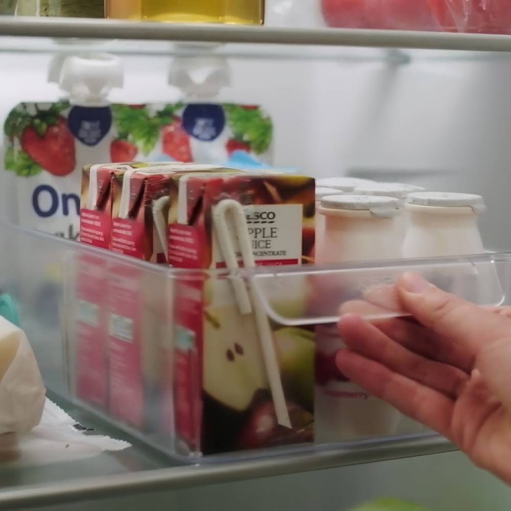 Storage box with wheels, JOSEPH JOSEPH LARGE COMPACT STORAGE BIN, 17,4 x 30,8 x H 8,5 cm, Transparent in the group Storage / Kitchen storage / Fridge storage at SmartaSaker.se (41799)