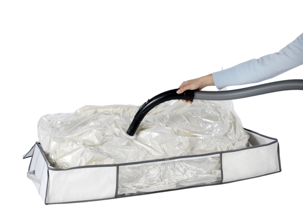 Box with vacuum bag, under-bed storage, SOFT BOX, 105 x 45 x H 15cm, white in the group Storage / Wardrobe storage / Vacuum storage / Vacuum bags with boxes at SmartaSaker.se (41829)