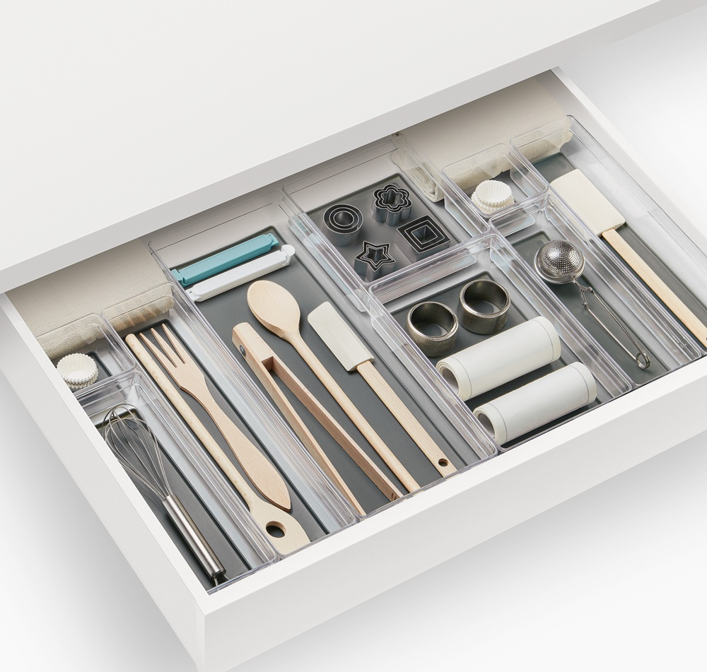 Oblong Storage trays, Set of 3, BANDEJAS LARGE, Clear / Grey in the group Storage / Kitchen storage / Kitchen cabinet organizers / Cutlery drawers at SmartaSaker.se (41936)