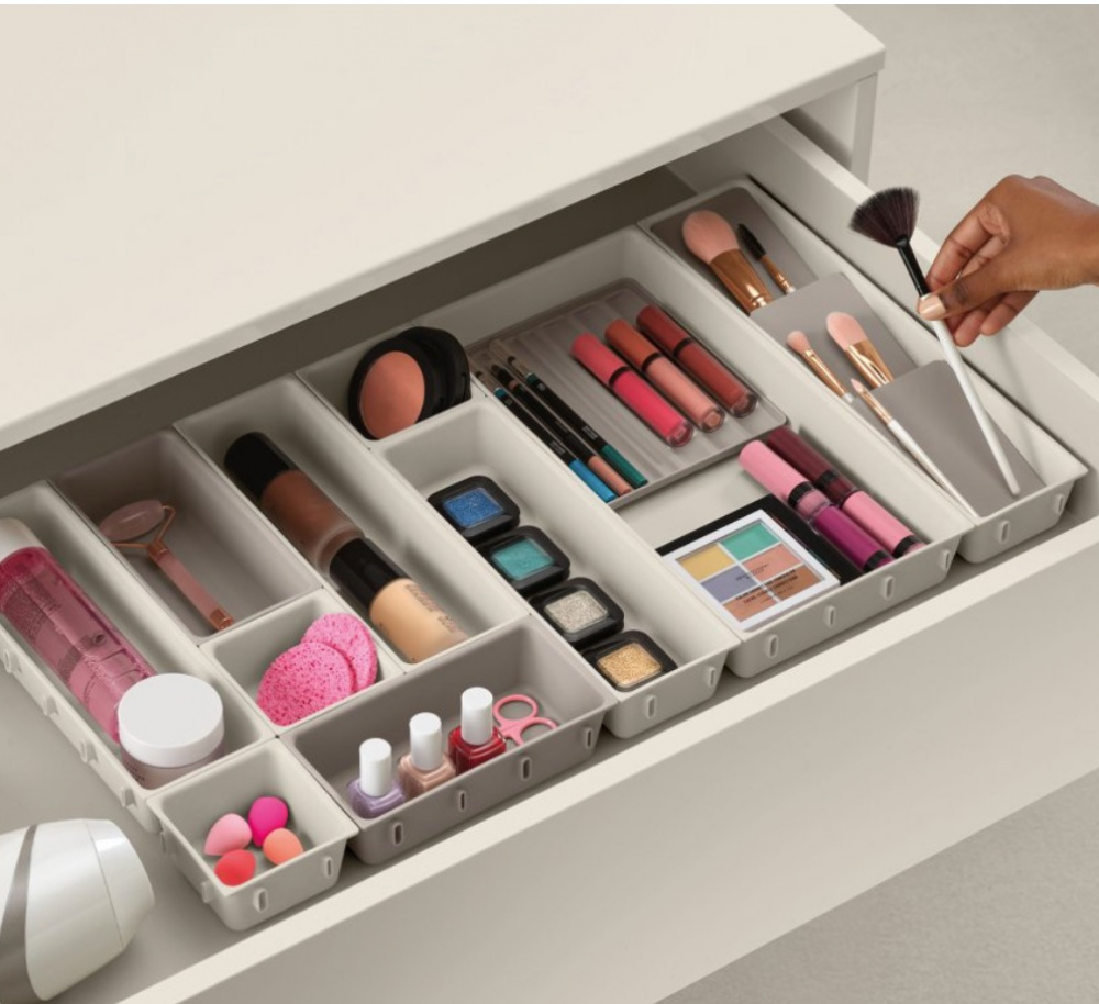 Storage trays, Set of 12, VIVA LARGE DRAWER ORGANISER, Joseph Joseph, Shell in the group Storage / Kitchen storage / Kitchen cabinet organizers / Cutlery drawers at SmartaSaker.se (41940)
