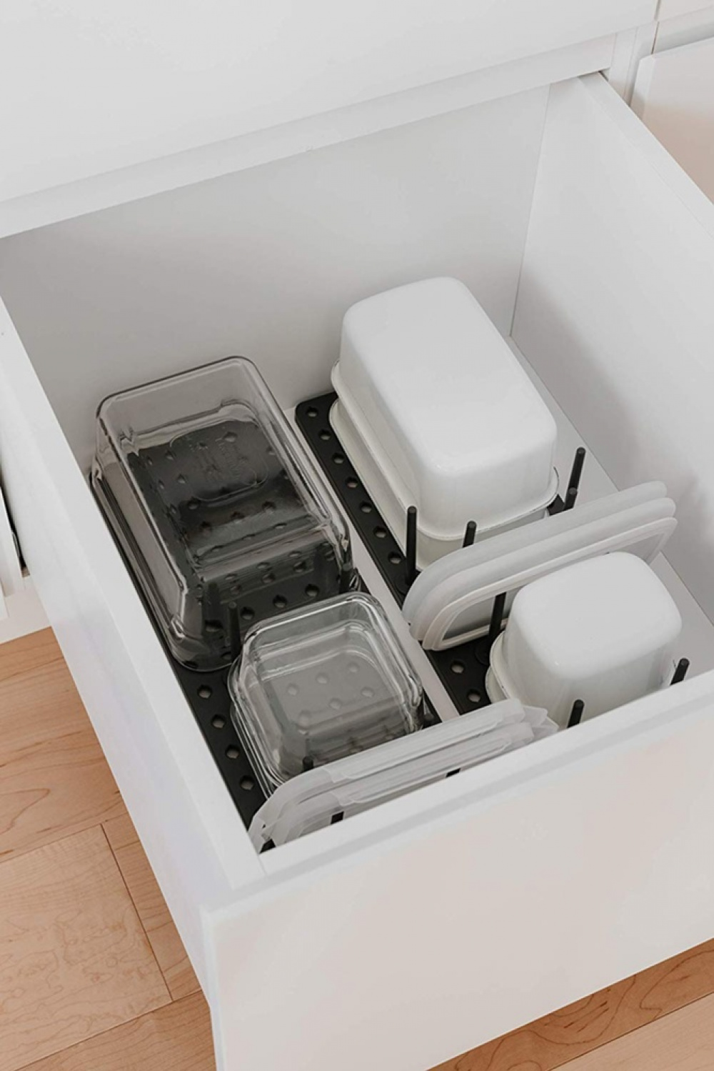 Drawer Organizer, Set of 2, Adjustable, PEGGY, Umbra, Grey in the group Storage / Kitchen storage / Kitchen cabinet organizers at SmartaSaker.se (41949)