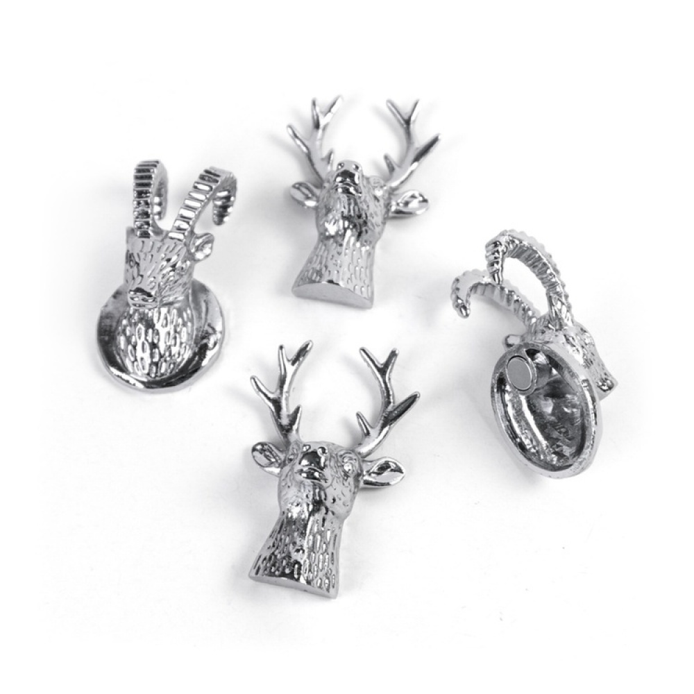 Magnets in metal Deer and Ibex Set of 4, ALPINE, Silver in the group Storage / Magnets and adhesives at SmartaSaker.se (41987)
