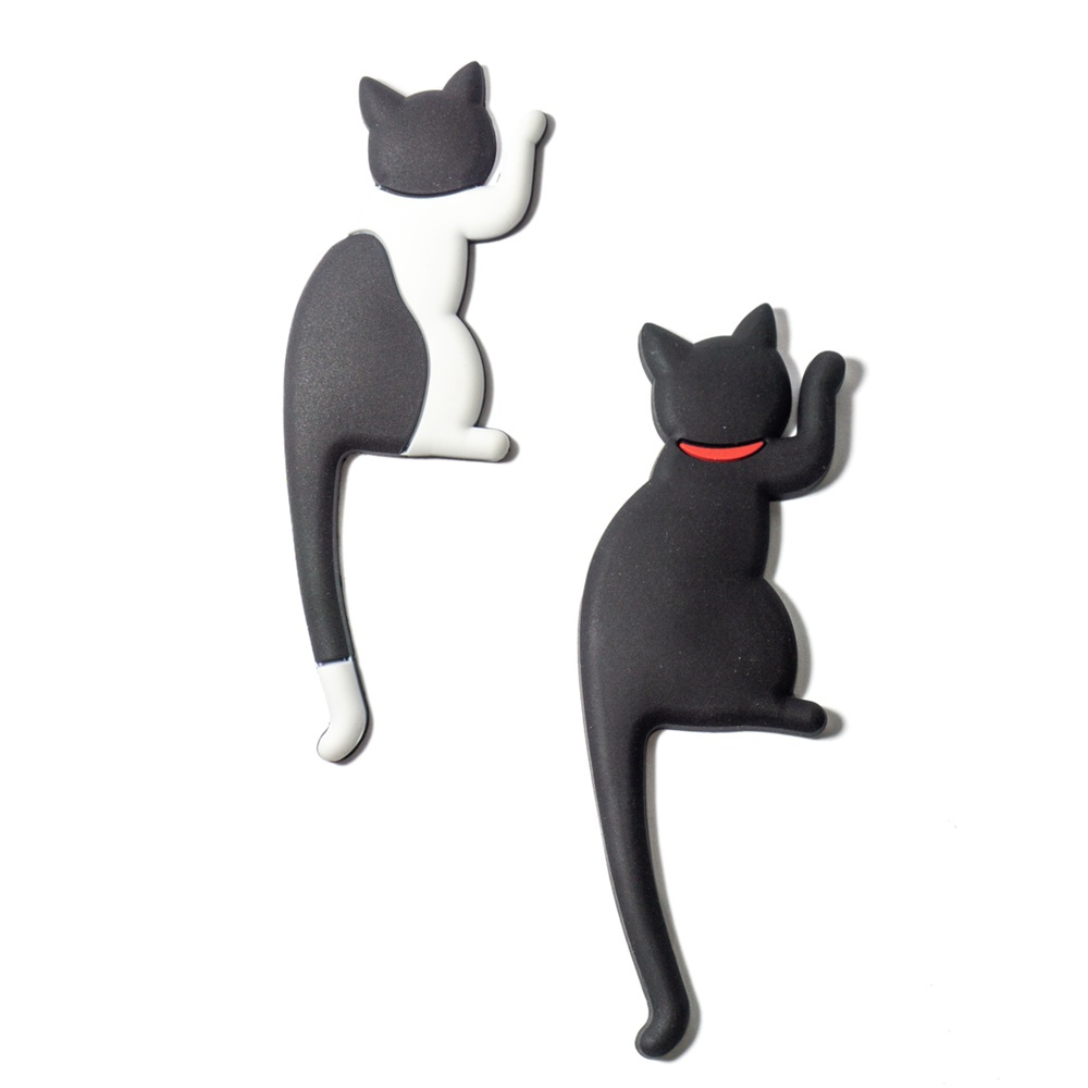 Magnetic hooks / Large magnets, Set of 2, KITTY CAT, 4,5 x H 13,5 cm, Black / White in the group Storage / Magnets and adhesives at SmartaSaker.se (42069)