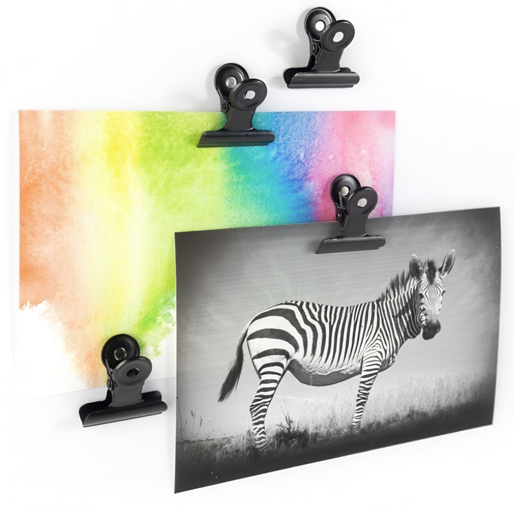 Magnetic clip, Set of 4, GRAFFA, 3 x 3 x H 2 cm in the group Storage / Magnets and adhesives / Magnetic storage at SmartaSaker.se (42082)