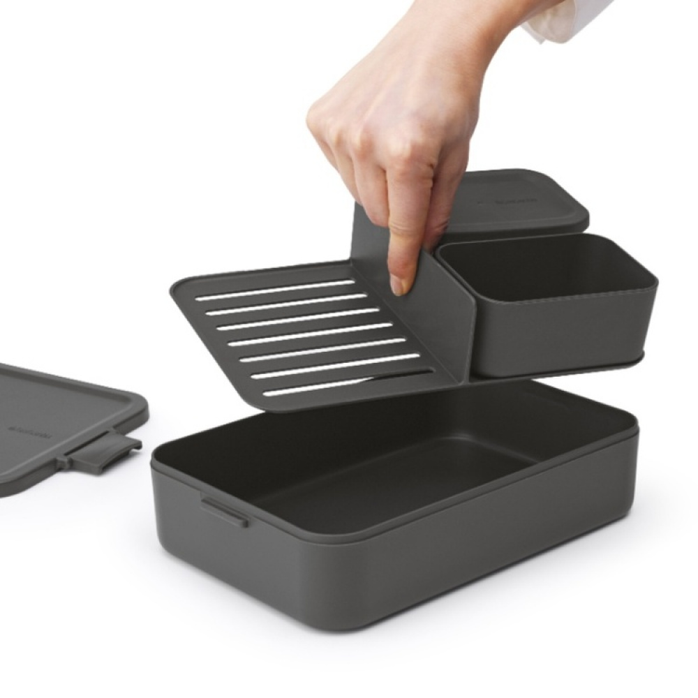 Food storage, 2 L, BRABANTIA MAKE & TAKE LARGE BENTO BOX , 25,5 x 16,7 x H 6,2 cm in the group Storage / Kitchen storage / Food containers / SmartStore food containers at SmartaSaker.se (42127)