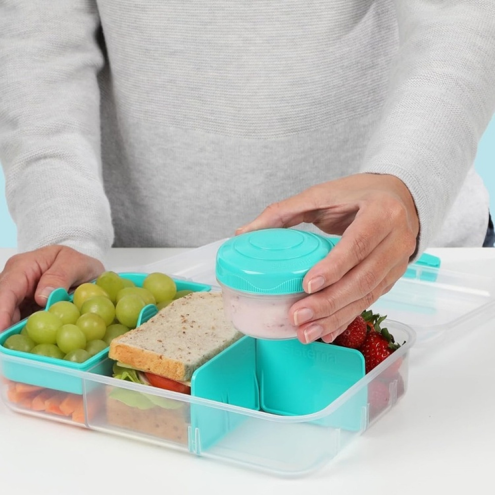 Lunch box with compartments, 1,48 Liter, SISTEMA BENTO CREATE in the group Storage / Kitchen storage / Food containers / Lunch boxes and Bento at SmartaSaker.se (42129)