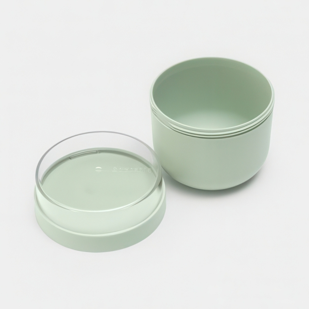 Yoghurt cup with lid 0.5L, Brabantia in the group Storage / Kitchen storage / Food containers / Plastic lunch boxes at SmartaSaker.se (42138)