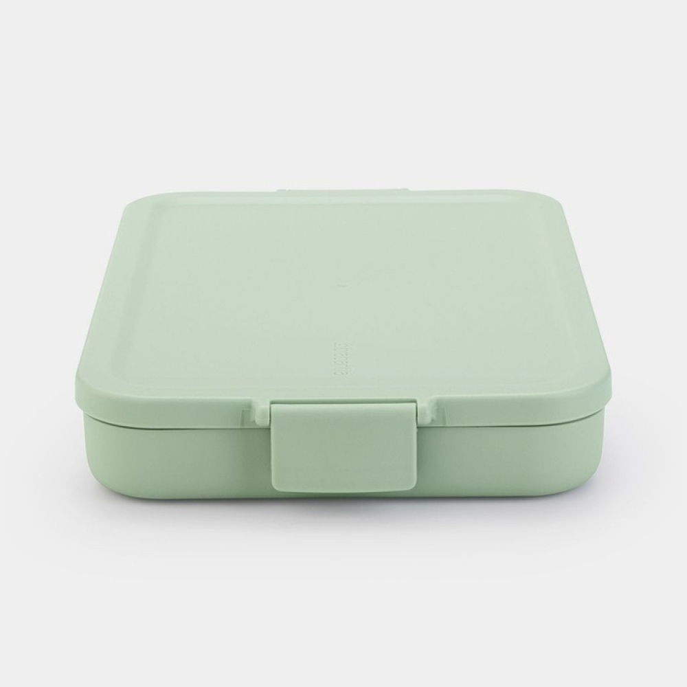 Food storage, 1,1 L, BRABANTIA MAKE & TAKE FLAT LUNCH BOX , 25,5 x 16,7 x H 3,7 cm in the group Storage / Kitchen storage / Food containers / Plastic lunch boxes at SmartaSaker.se (42148)