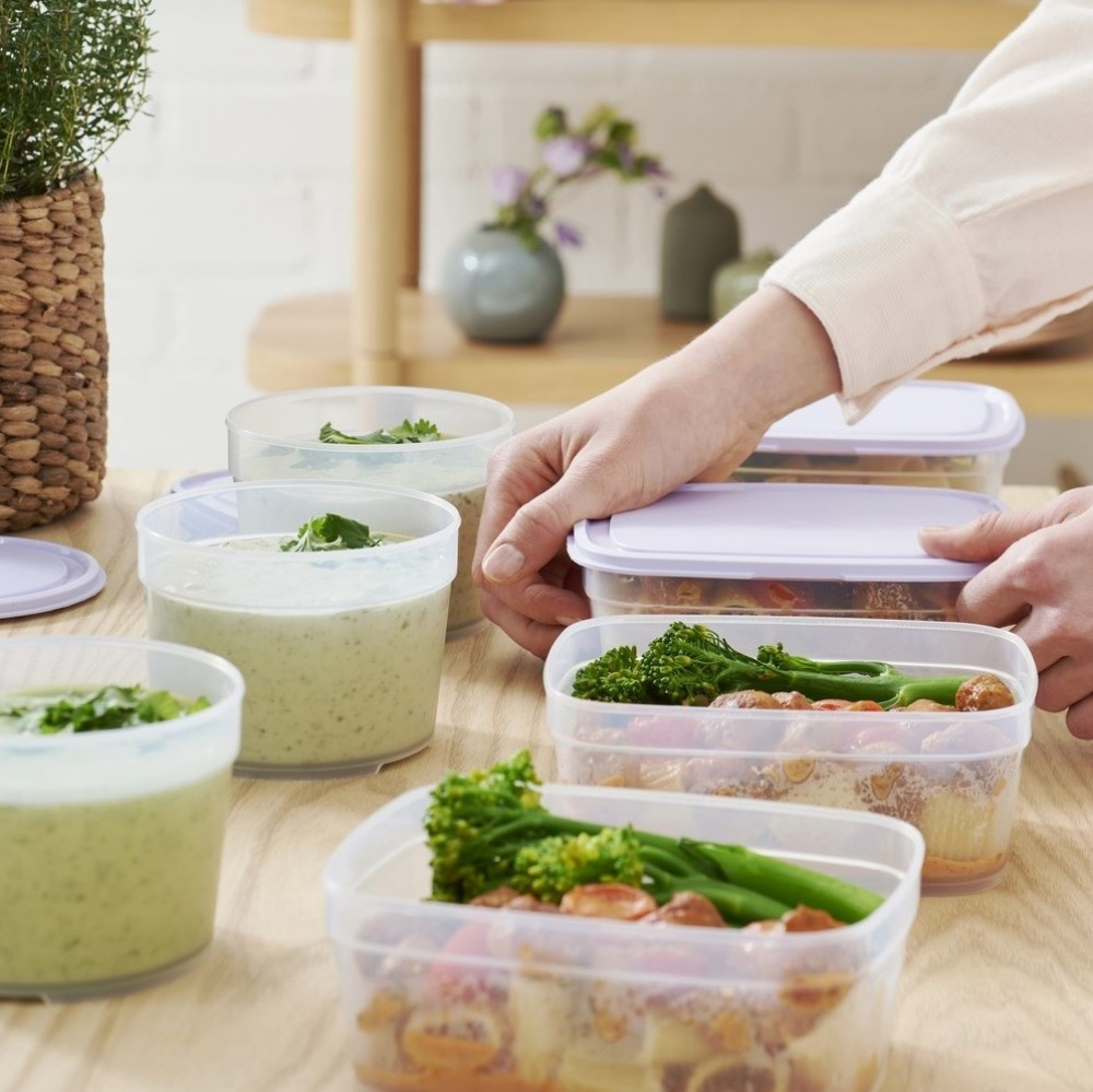 Food storage Round, 0,6 L, SMARTSTORE FRESH, Transparent / Purple in the group Storage / Kitchen storage / Food containers / SmartStore food containers at SmartaSaker.se (42178)